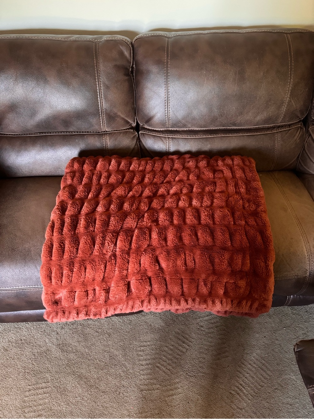 Large Lola Blanket Stardust Faux Fur Throw - EUC ✨